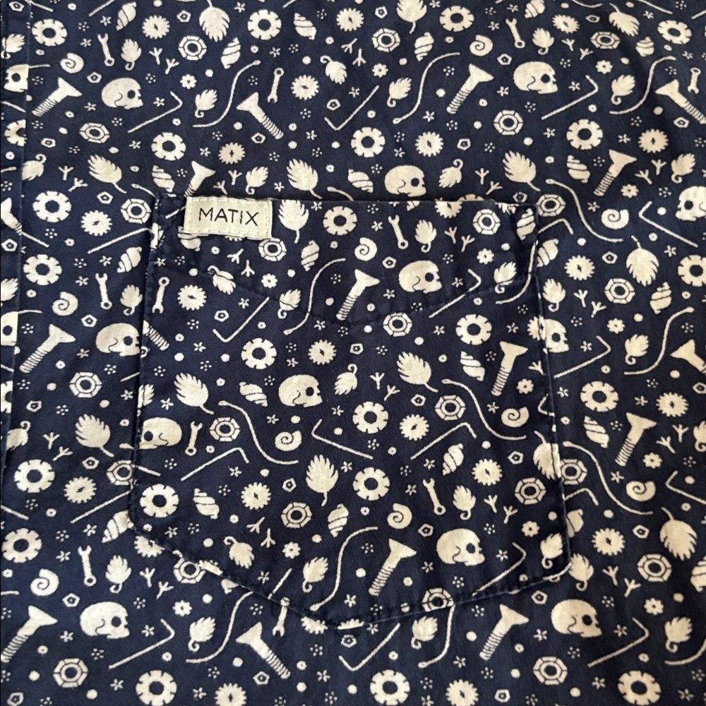 Matix Skull Print Button Up Shirt Large Blue White Short Sleeve Skate Surf - Picture 5 of 9